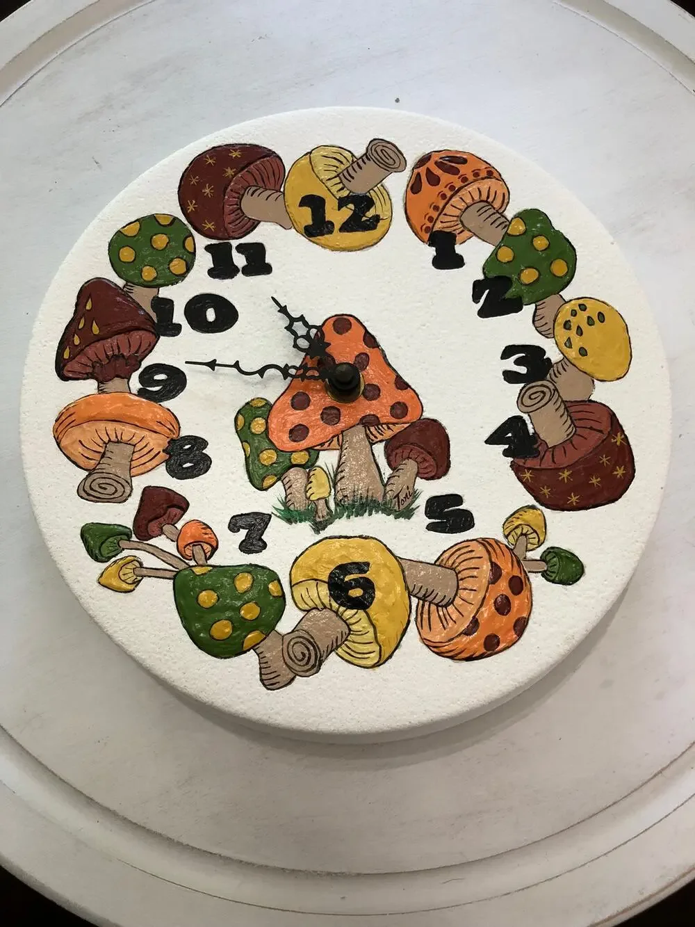 Vintage Mushroom Wall Clock Hand Painted Ceramic 70s Retro Tested & Works
